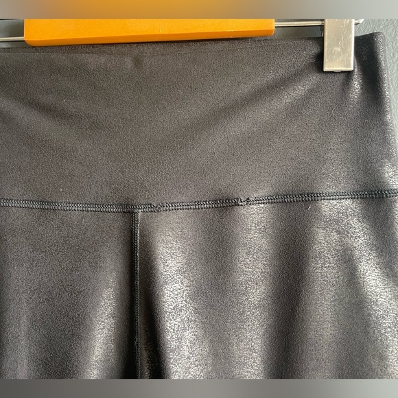 AERIE Offline Cracked Soft Leggings - Picture 5 of 6